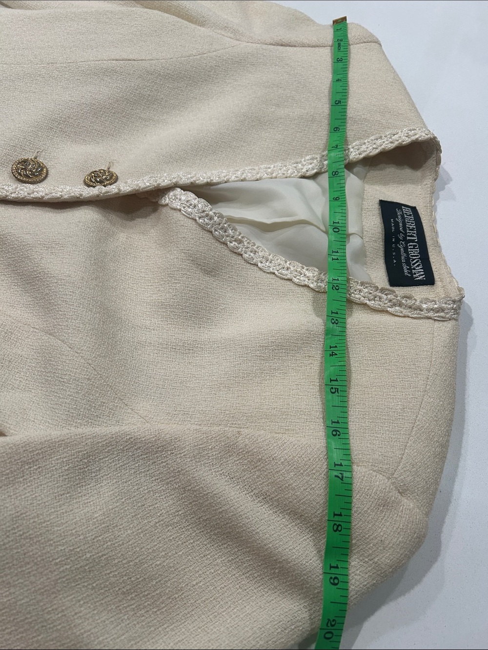Herbert Grossman Vintage-Inspired Cream Bouclé Jacket with Gold Buttons - Picture 12 of 16
